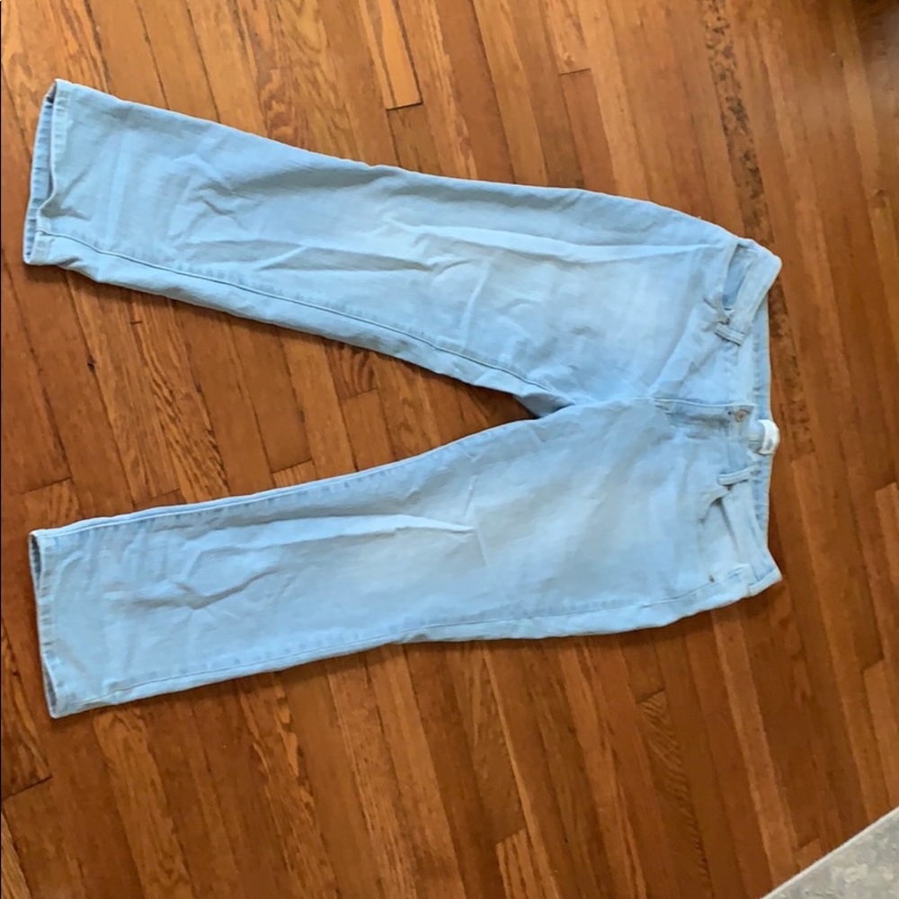 Light blue denim pants!
